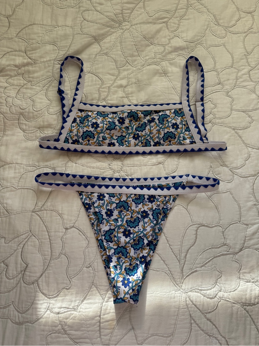 SHEIN Blue & White Floral Trim Bikini Set